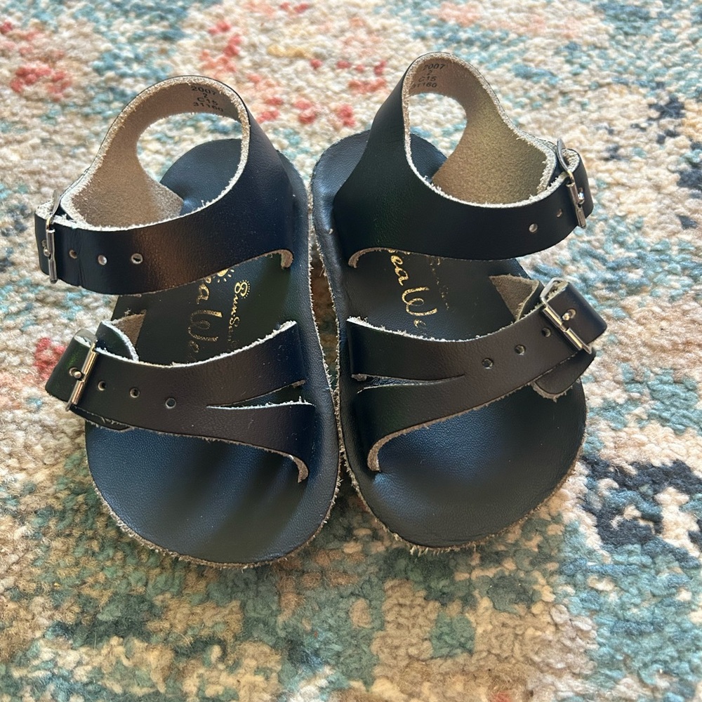 Navy Sun-San Sea Wees size 2